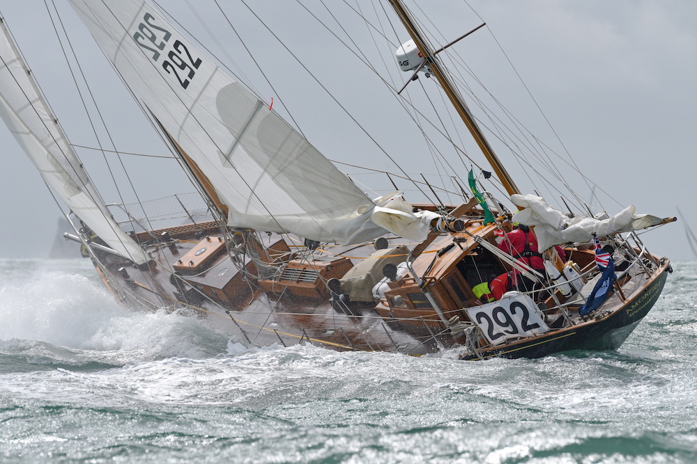 Paul Moxon’s 50ft Bermudan yawl Amokura © Rick Tomlinson/https://www.rick-tomlinson.com/