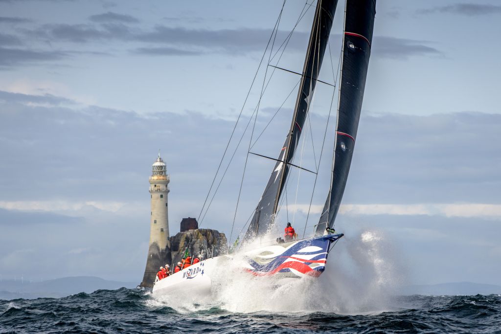 wizard launches off wave at fastnet rock