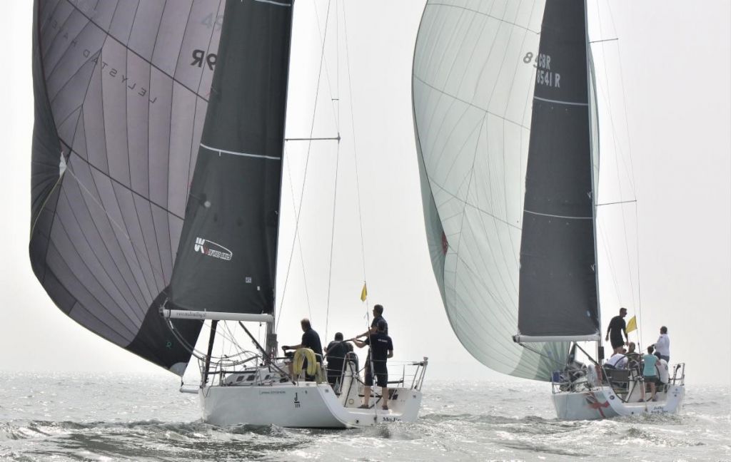 J/109s Majic and Jolly Jack Tar enjoy a duel in IRC Two  Image:  Ineke Peltzer